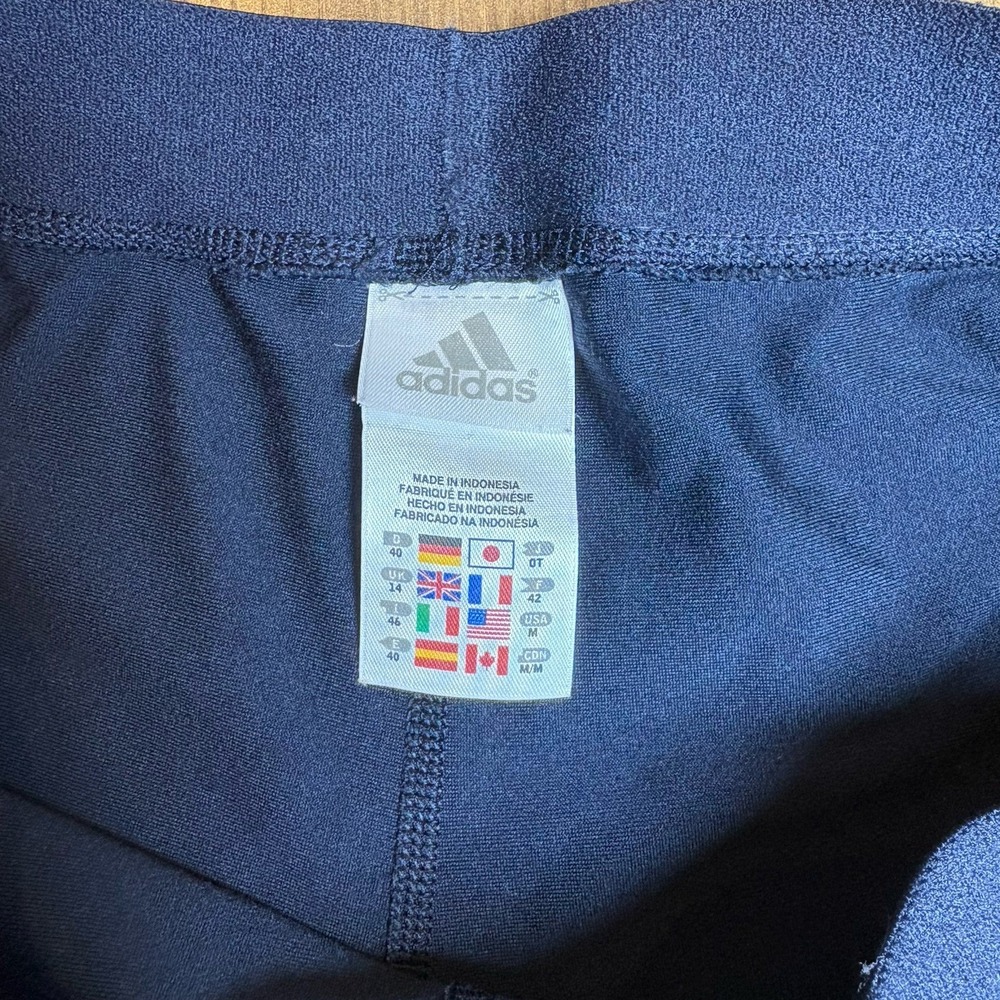 Adidas Women M Navy Blue Capri Pants Athleisure Sporty Polyester Spandex y2K - Picture 13 of 15